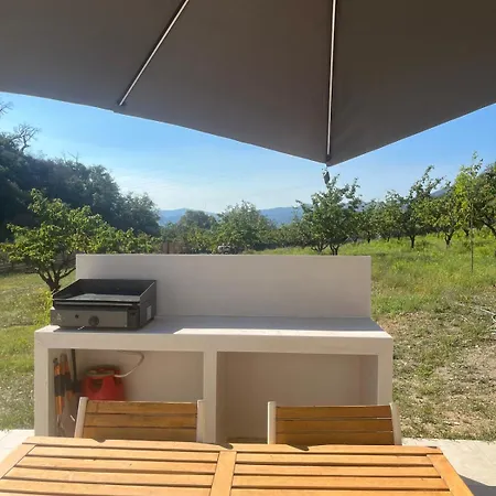 Chalet Maisonnette Cosy à La Campagne